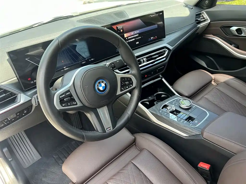 BMW i3 2023 — фото 8
