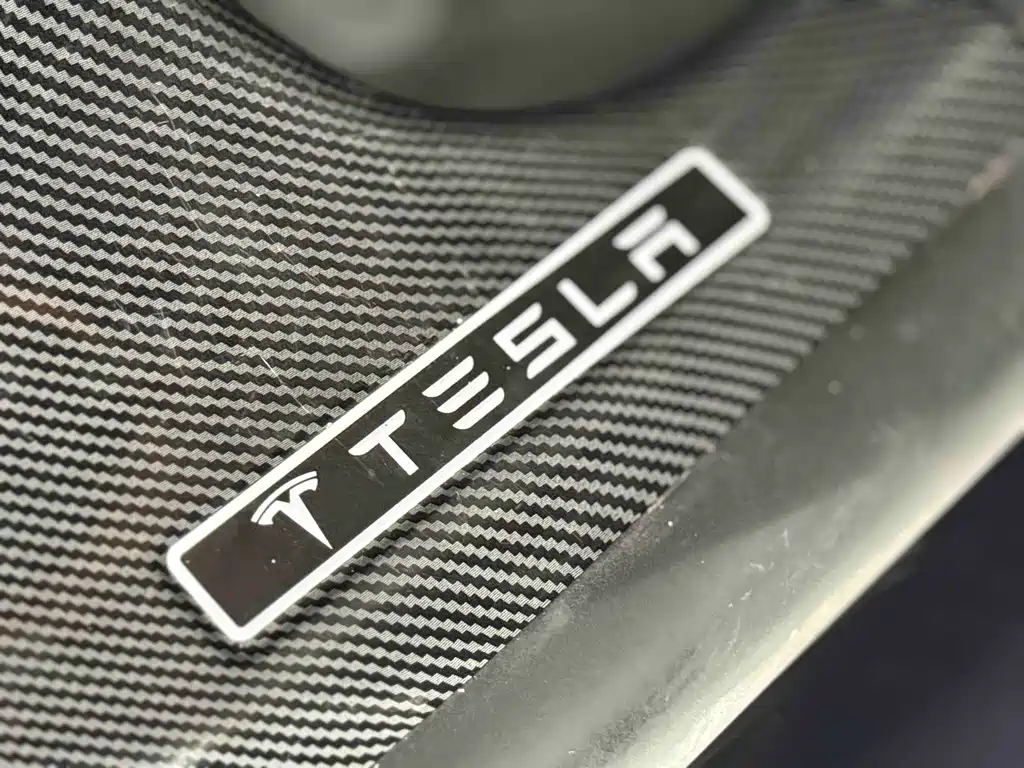 Tesla Model Y 2022 — фото 13