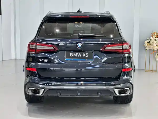 BMW X5 2023