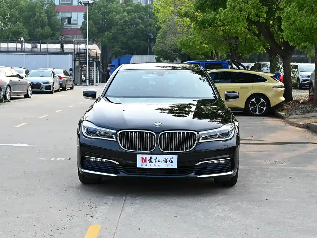 BMW 7 Series 2016 — фото 2