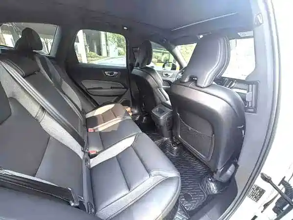 Volvo XC60 2024
