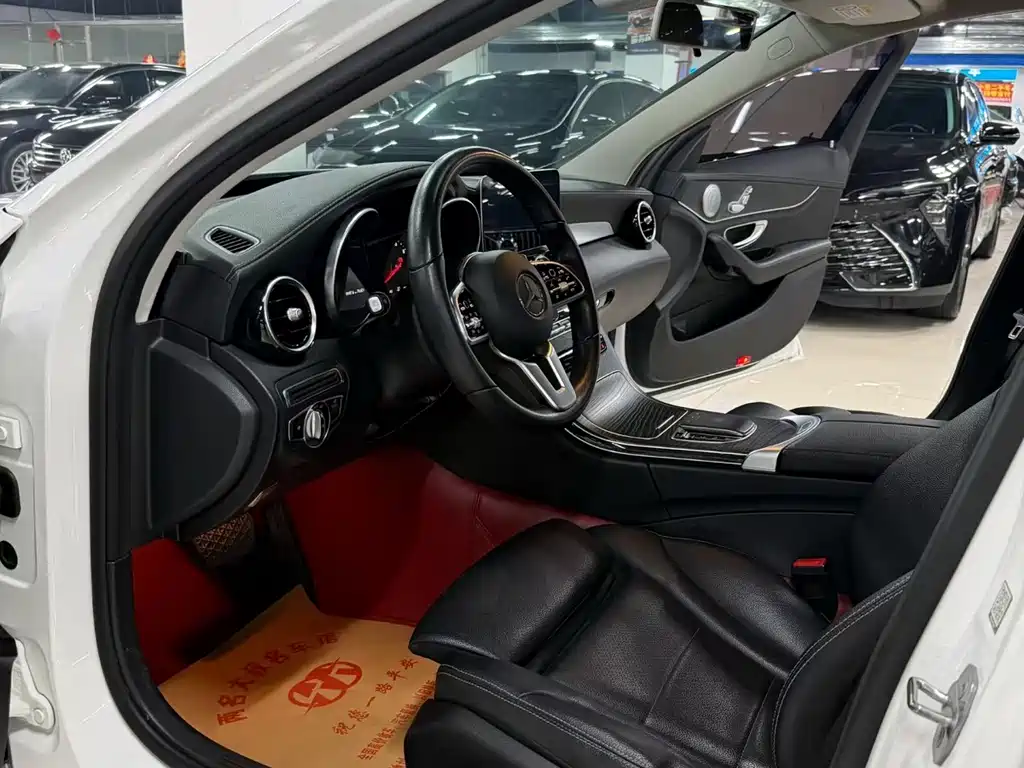 Mercedes-Benz C-Class 2019 — фото 3
