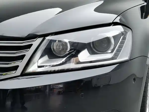 Volkswagen Magotan 2013