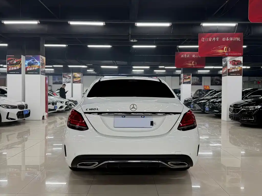 Mercedes-Benz C-Class 2019 — фото 7