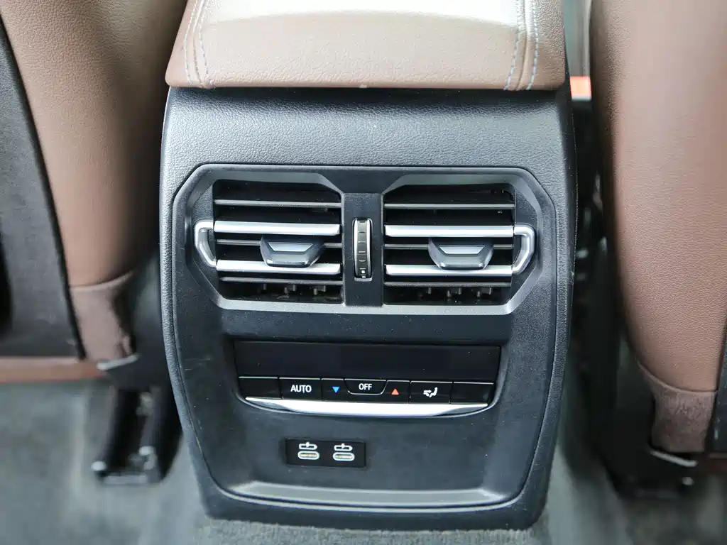 BMW 3 Series 2020 — фото 17
