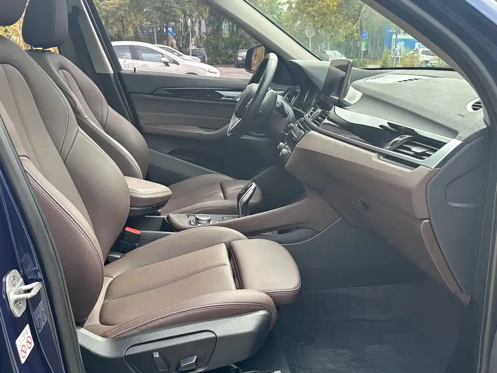 BMW X1 2020 — фото 13