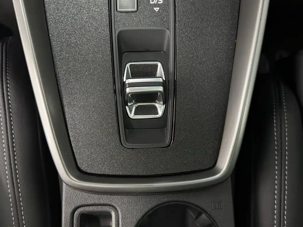Audi A3 2023 — фото 14