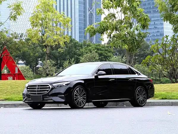 Mercedes-Benz E-Class 2025