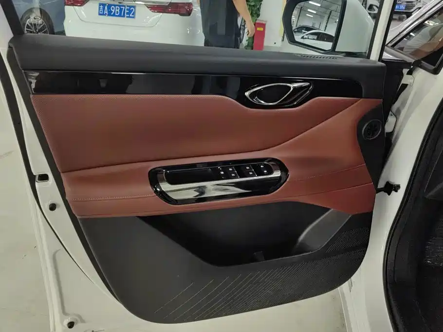 GAC Trumpchi E8 PHEV 2026 — фото 7