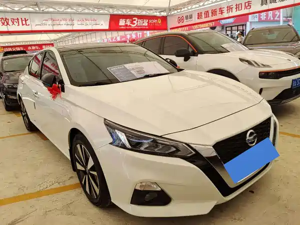 Nissan Teana 2021