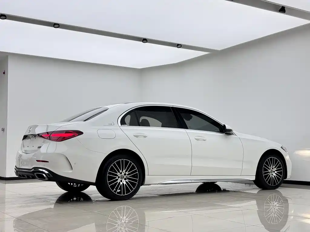 Mercedes-Benz C-Class 2021 — фото 15