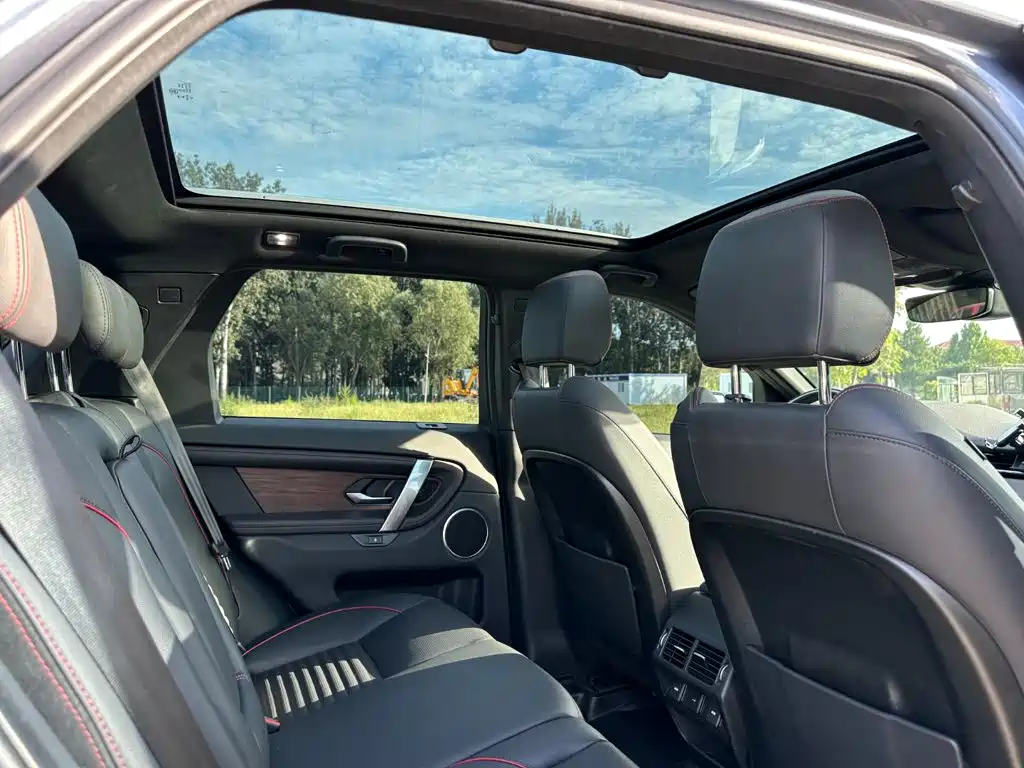 Land Rover Discovery Sport 2021 — фото 19