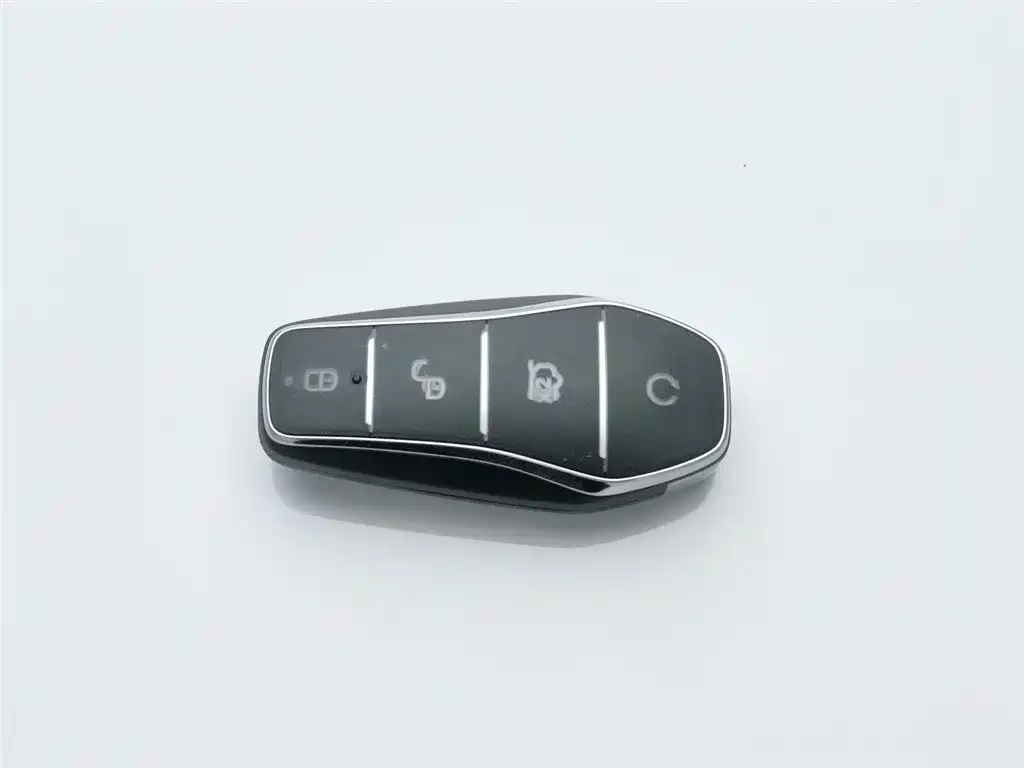 BYD Seal 05 DM-i 2025 — фото 19