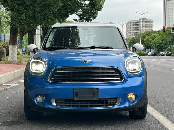MINI Countryman 2011