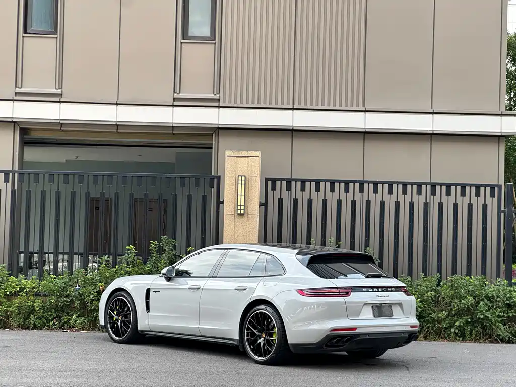 Porsche Panamera Hybrid 2019 — фото 6