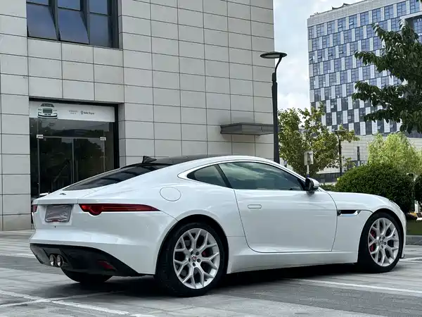 Jaguar F-TYPE 2017