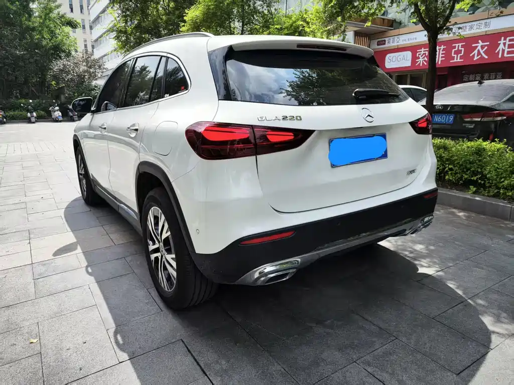 Mercedes-Benz GLA 2025 — фото 7
