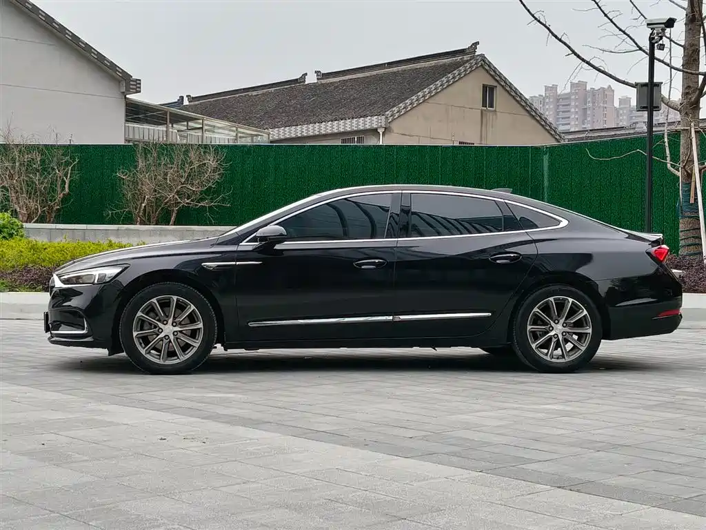 Buick LaCrosse 2023 — фото 3