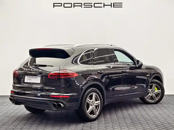 Porsche Cayenne New Energy 2017