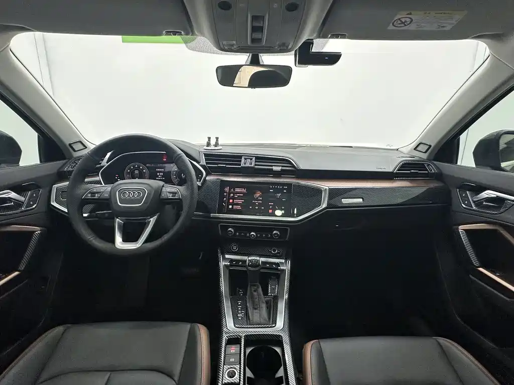 Audi Q3 2023 — фото 10