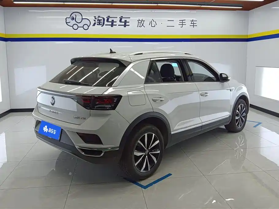 Volkswagen T-Roc 2024 — фото 3