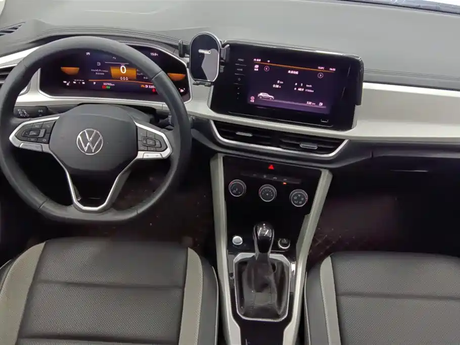 Volkswagen T-Roc 2024 — фото 12