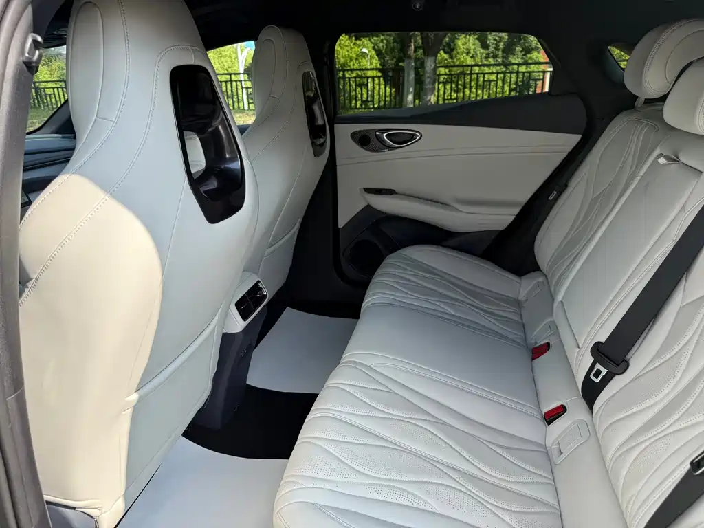 BYD Seal 06GT 2025 — фото 10