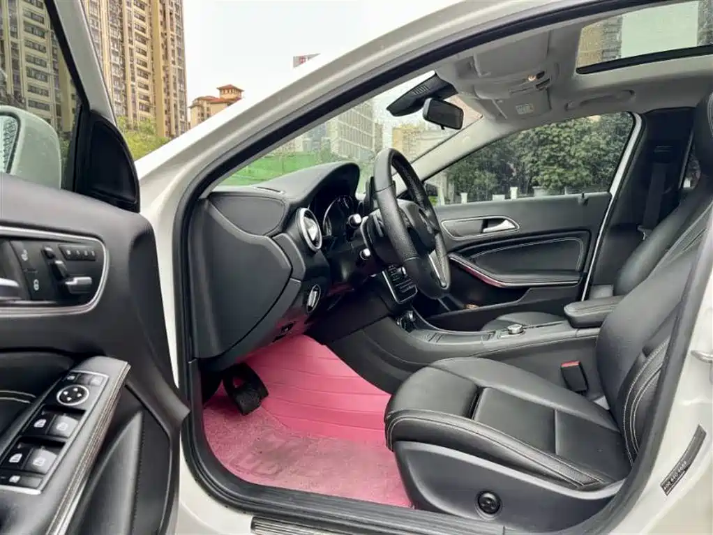 Mercedes-Benz GLA 2016 — фото 4