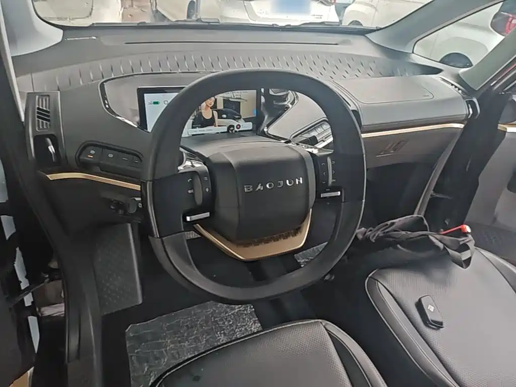 Baojun Kiwi EV 2021 — фото 11