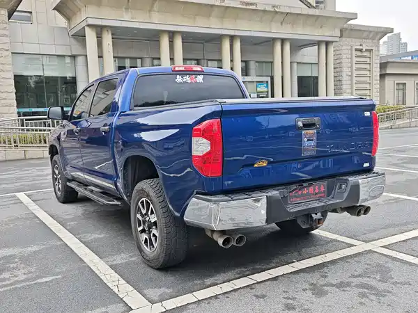 Toyota Tundra 2014