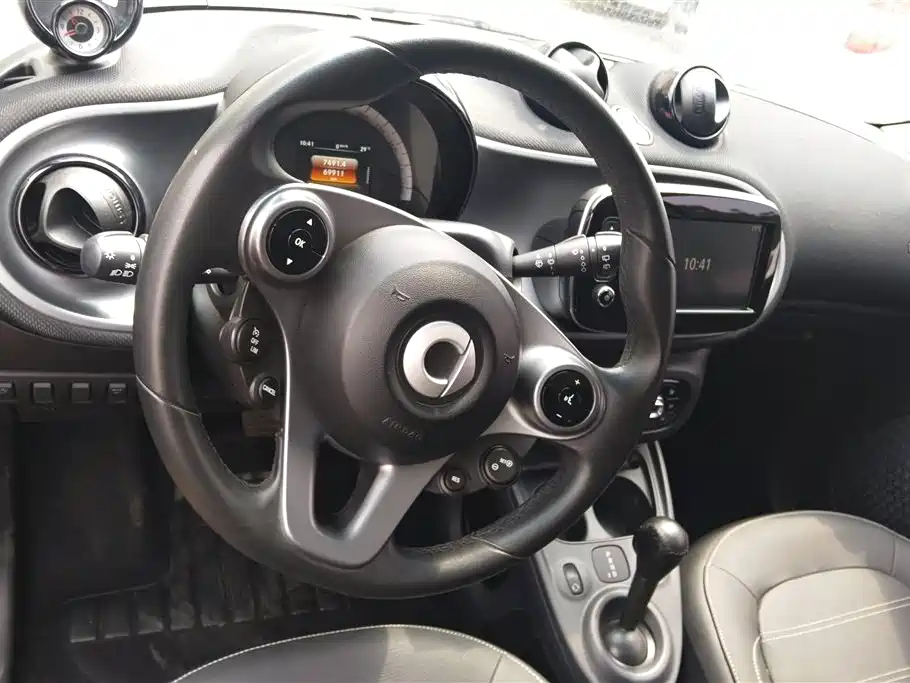 smart Forfour 2017 — фото 15