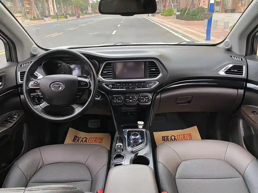 GAC Motor GS4 Hybrid 2017 — фото 9