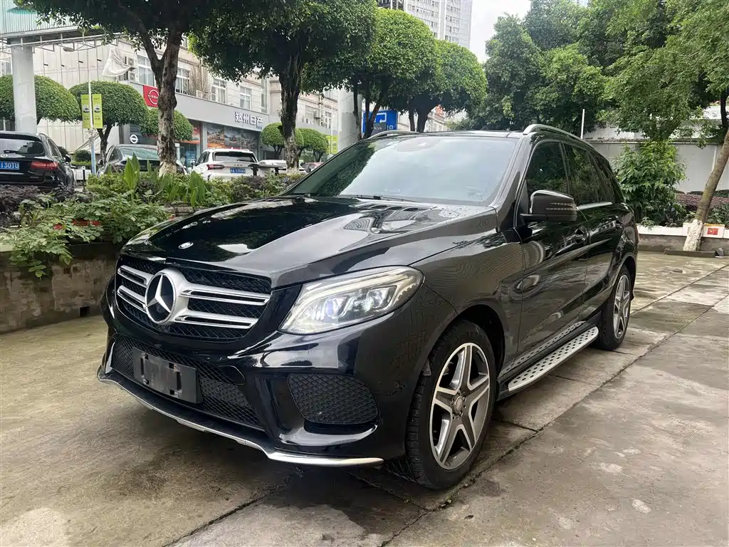 Mercedes-Benz GLE 2016 — фото 4