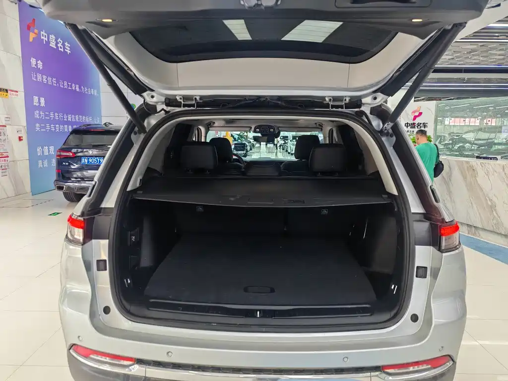 Jeep Grand Cherokee 4xe 2025 — фото 16