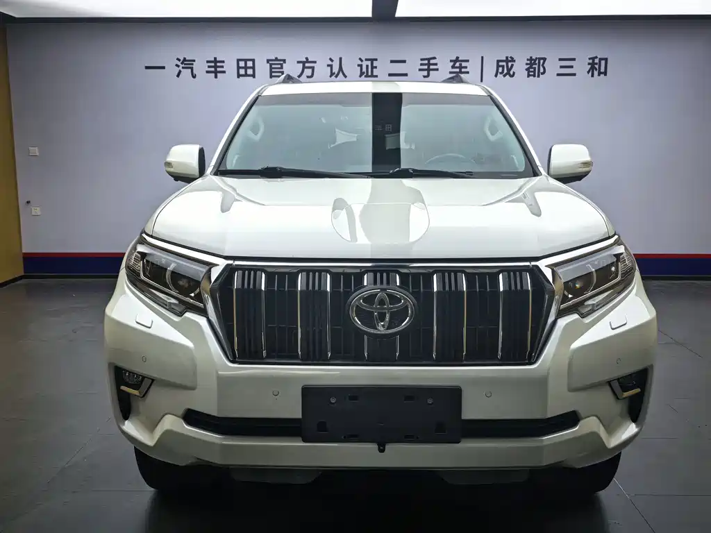Toyota Prado 2020 — фото 2