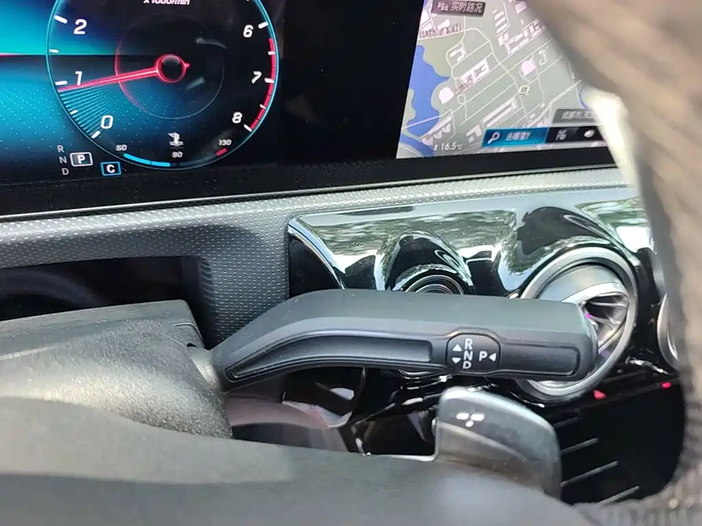 Mercedes-Benz A-Class 2021 — фото 14