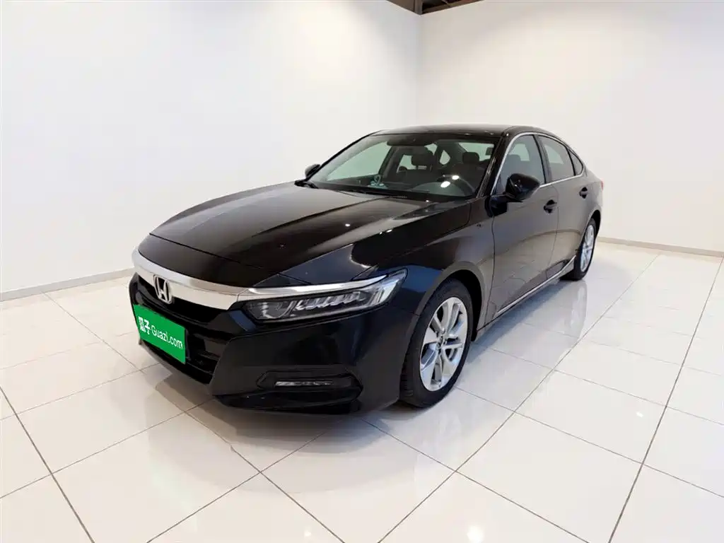 Honda Accord 2021 — фото 1