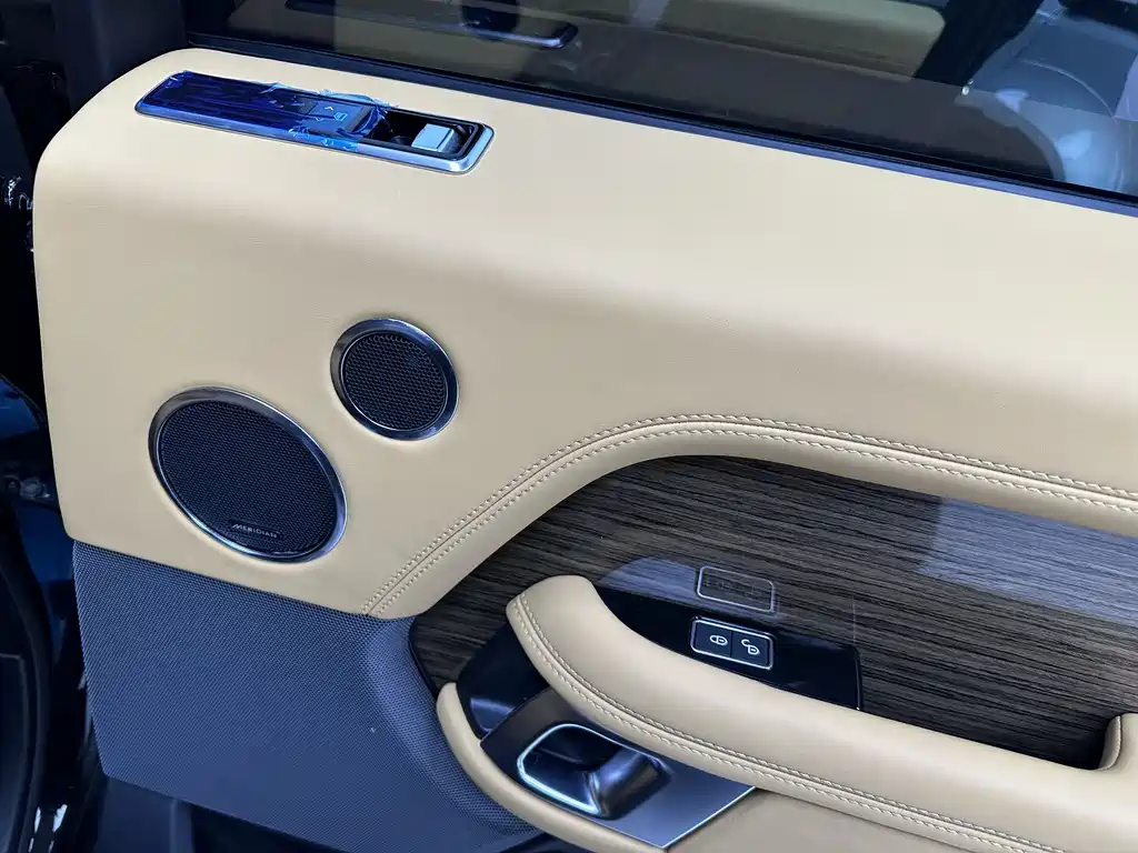 Land Rover Range Rover 2020 — фото 11