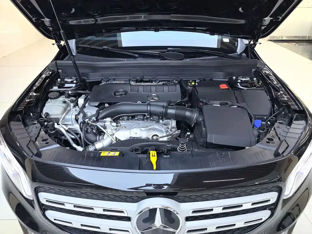 Mercedes-Benz GLB 2023 — фото 19