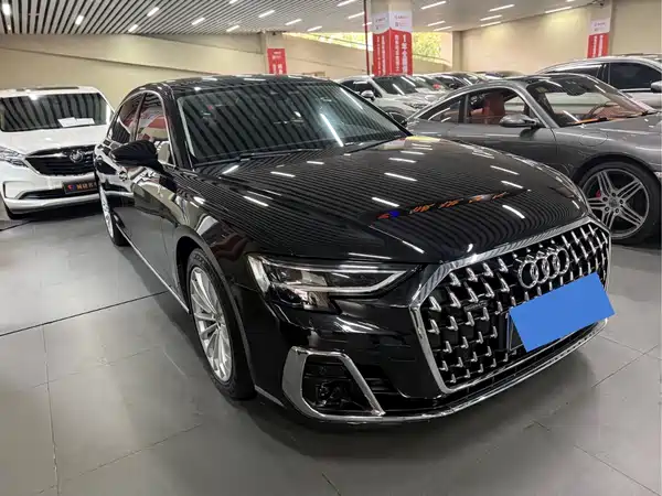 Audi A8 2023