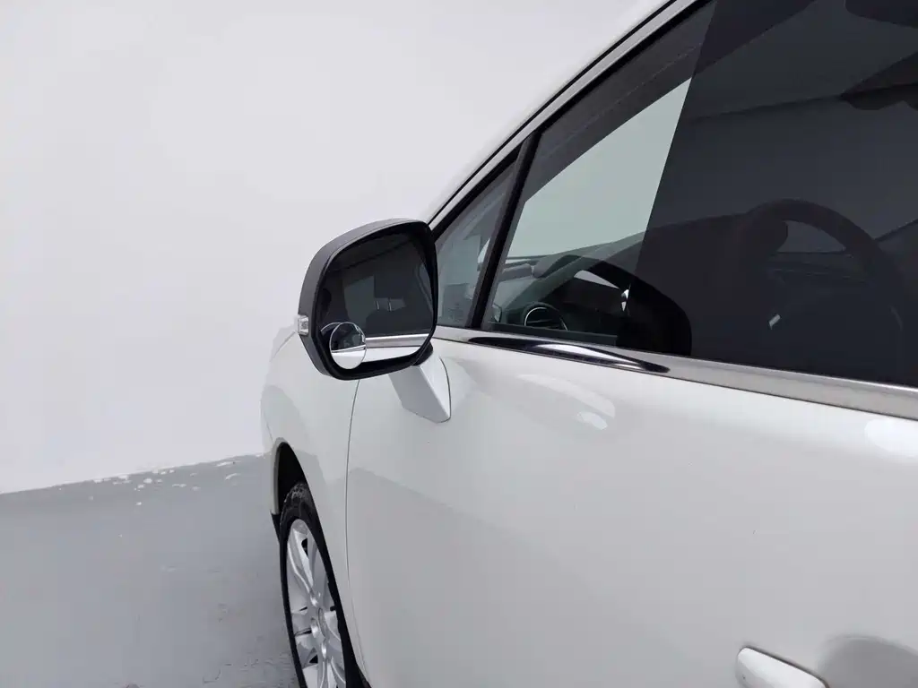 Peugeot 3008 2016 — фото 8