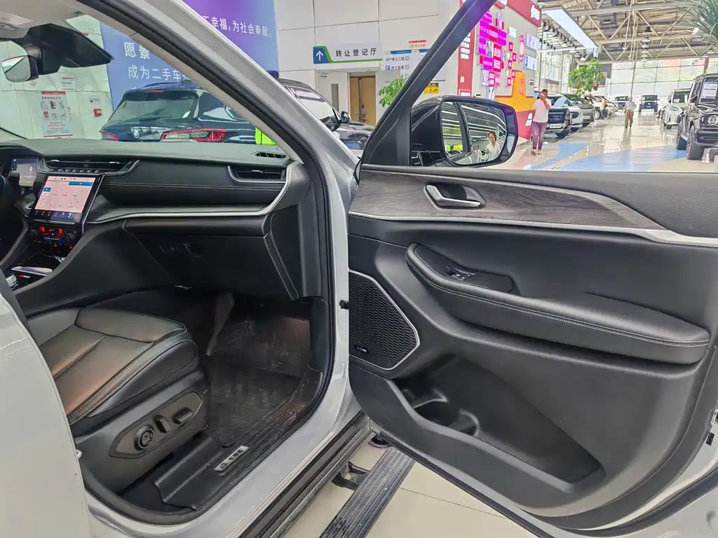 Jeep Grand Cherokee 4xe 2025 — фото 19