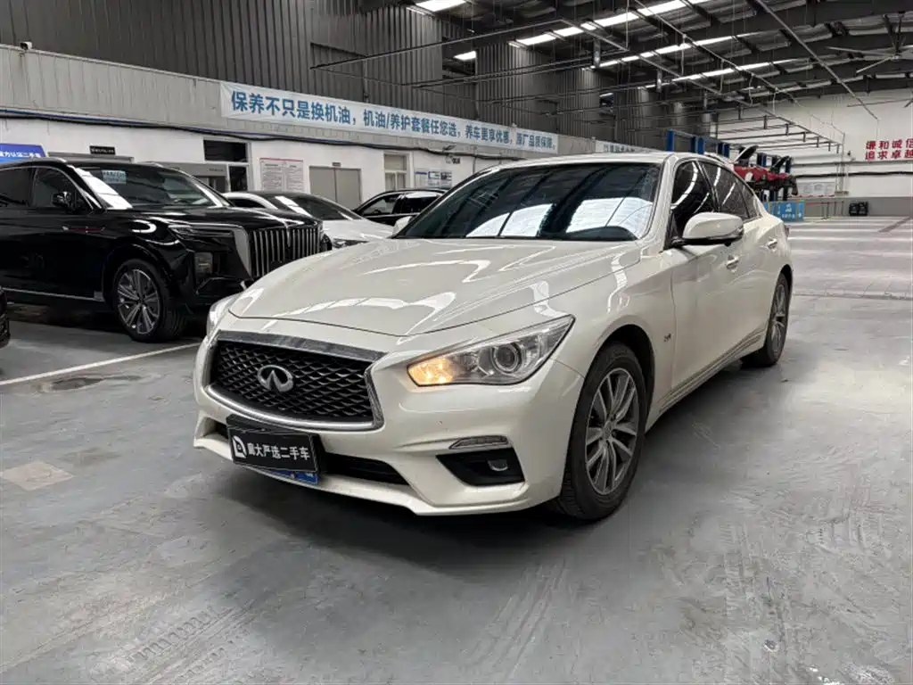 Infiniti Q50L 2023 — фото 1