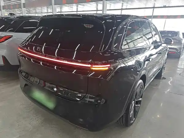 Li Auto L6 2024