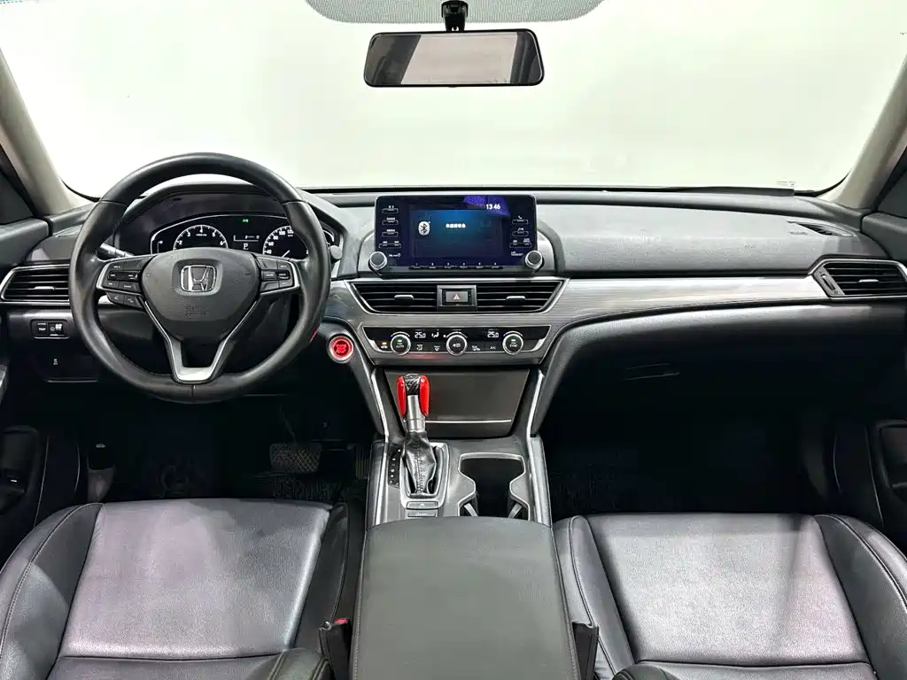 Honda Accord 2020 — фото 11