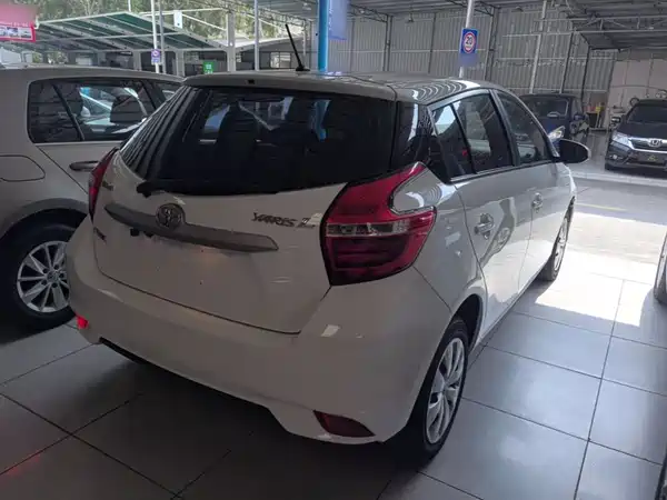 Toyota Yaris L 2019