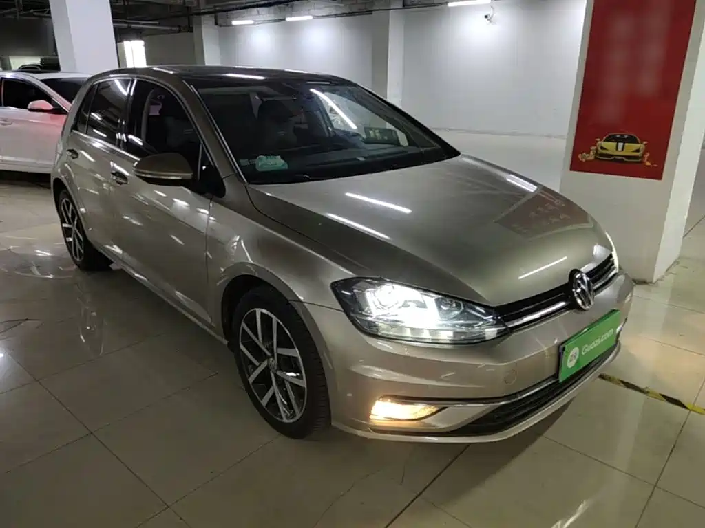 Volkswagen Golf 2020