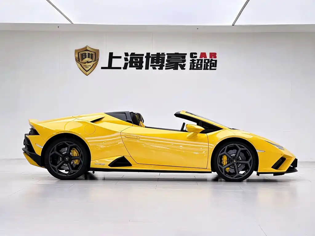 Lamborghini Huracan 2023 — фото 8