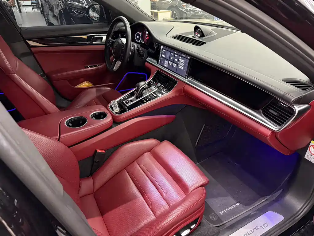 Porsche Panamera 2020 — фото 12
