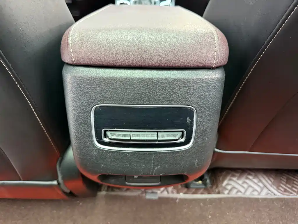 GAC Trumpchi M6 2022 — фото 14
